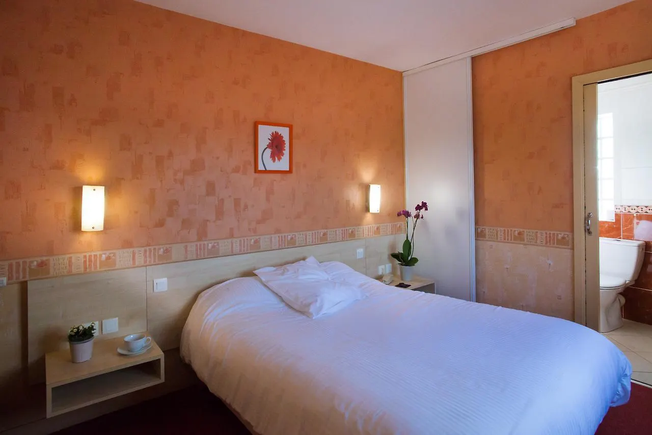 Logis Hotel Restaurant Le Commerce Guichen