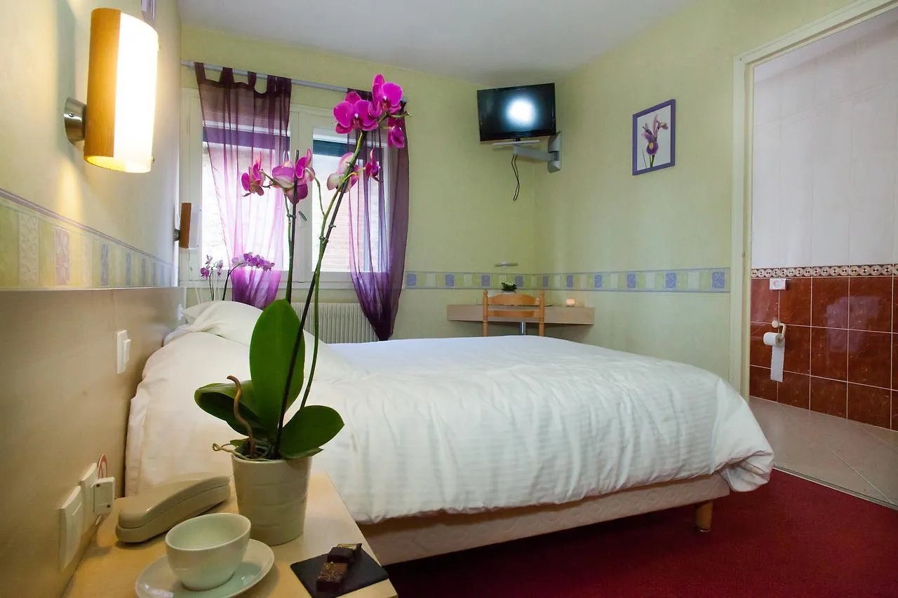 Logis Hotel Restaurant Le Commerce Guichen